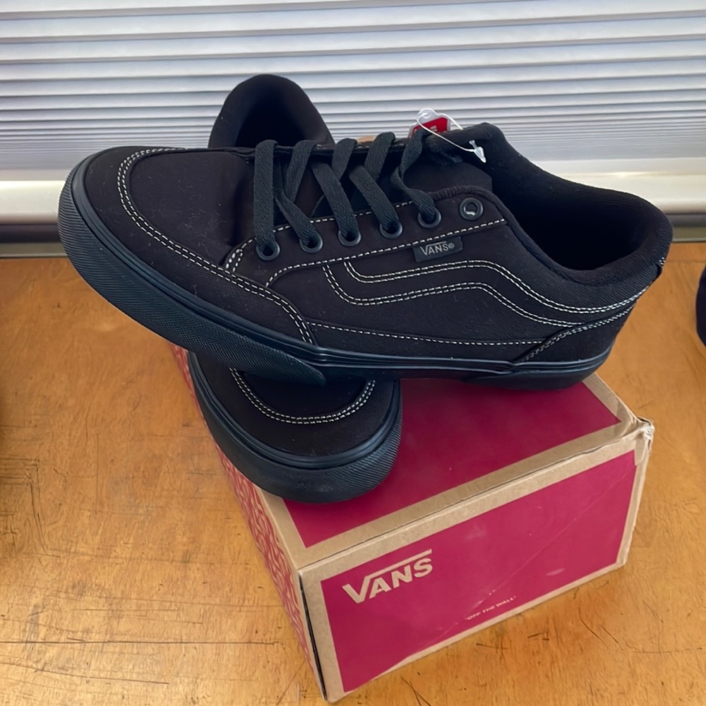 Vans Bearcat canvas black skate shoes